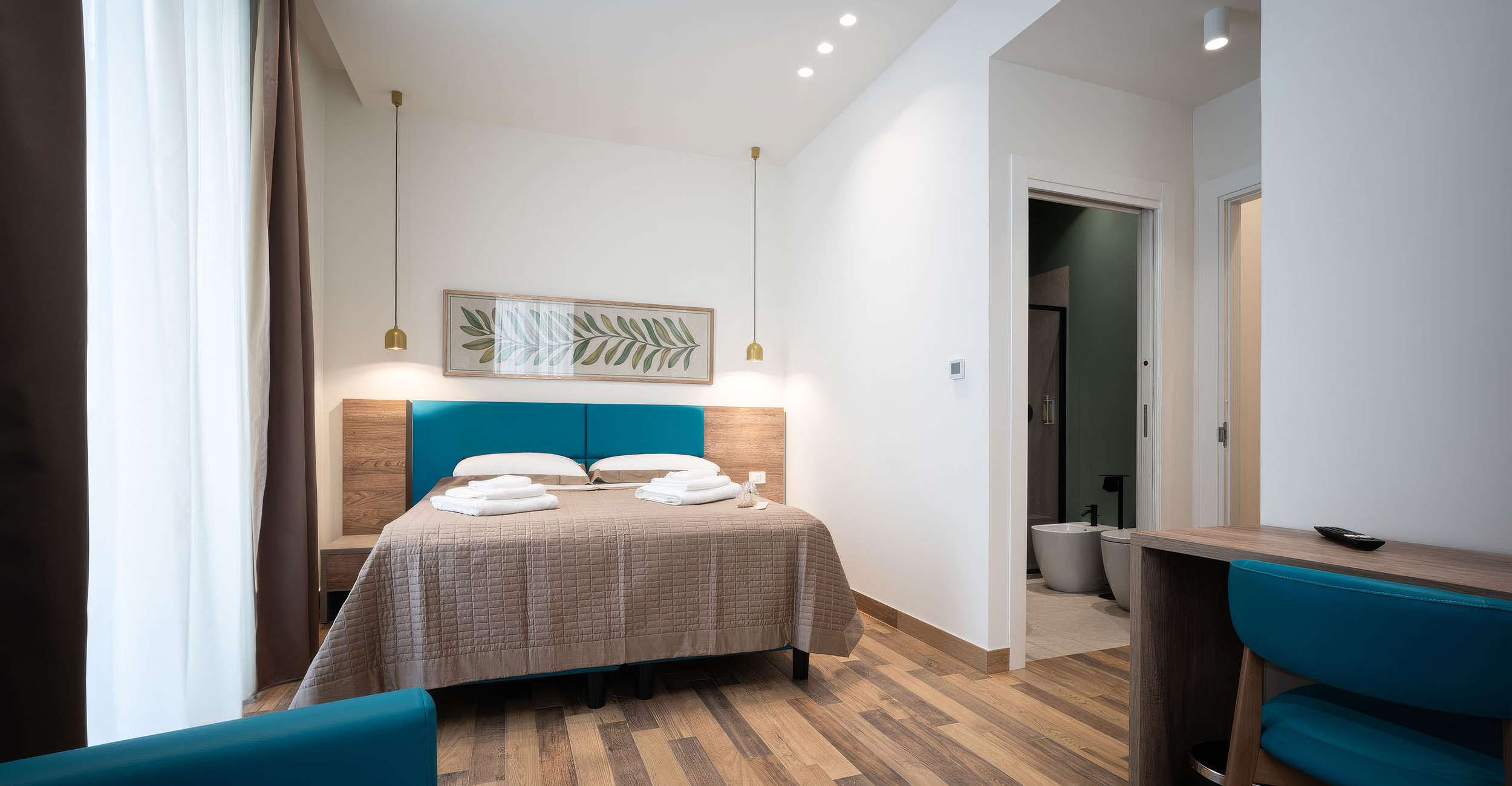 Dettaglio arredi storici e comfort Dimore del Chiostro