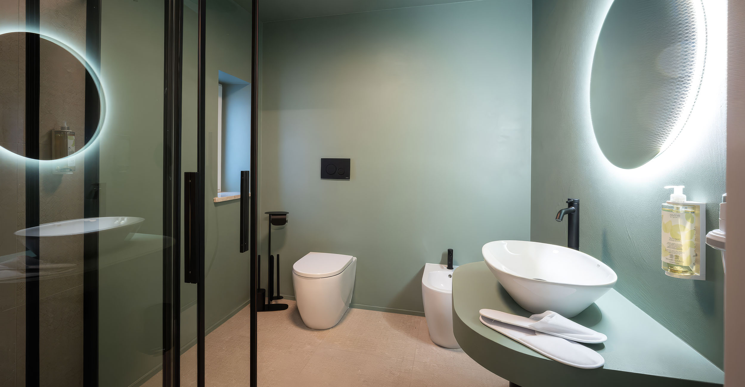 Il bagno completo di doccia I Segreti del Chiostro Palermo
